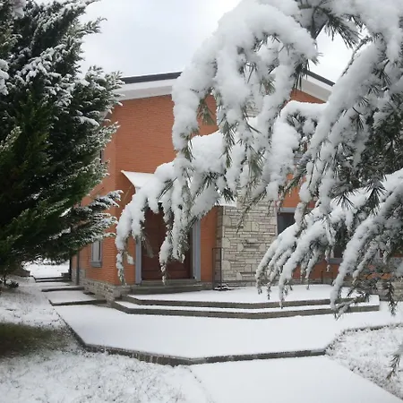 Casa rural Green Tirana